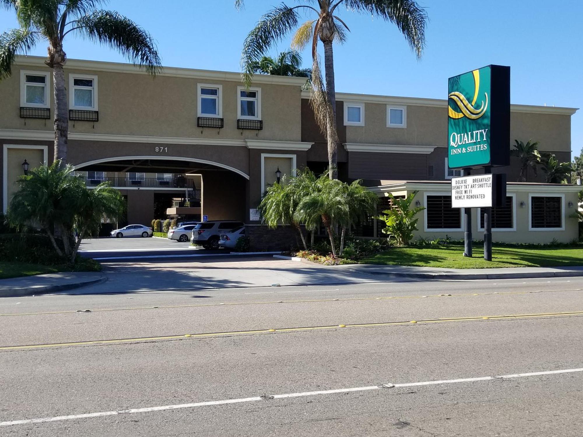 Quality Inn & Suites Anaheim Maingate Exterior foto